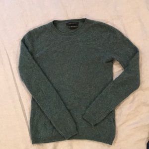 Tahari Pure Luxe 100% Cashmere sweater